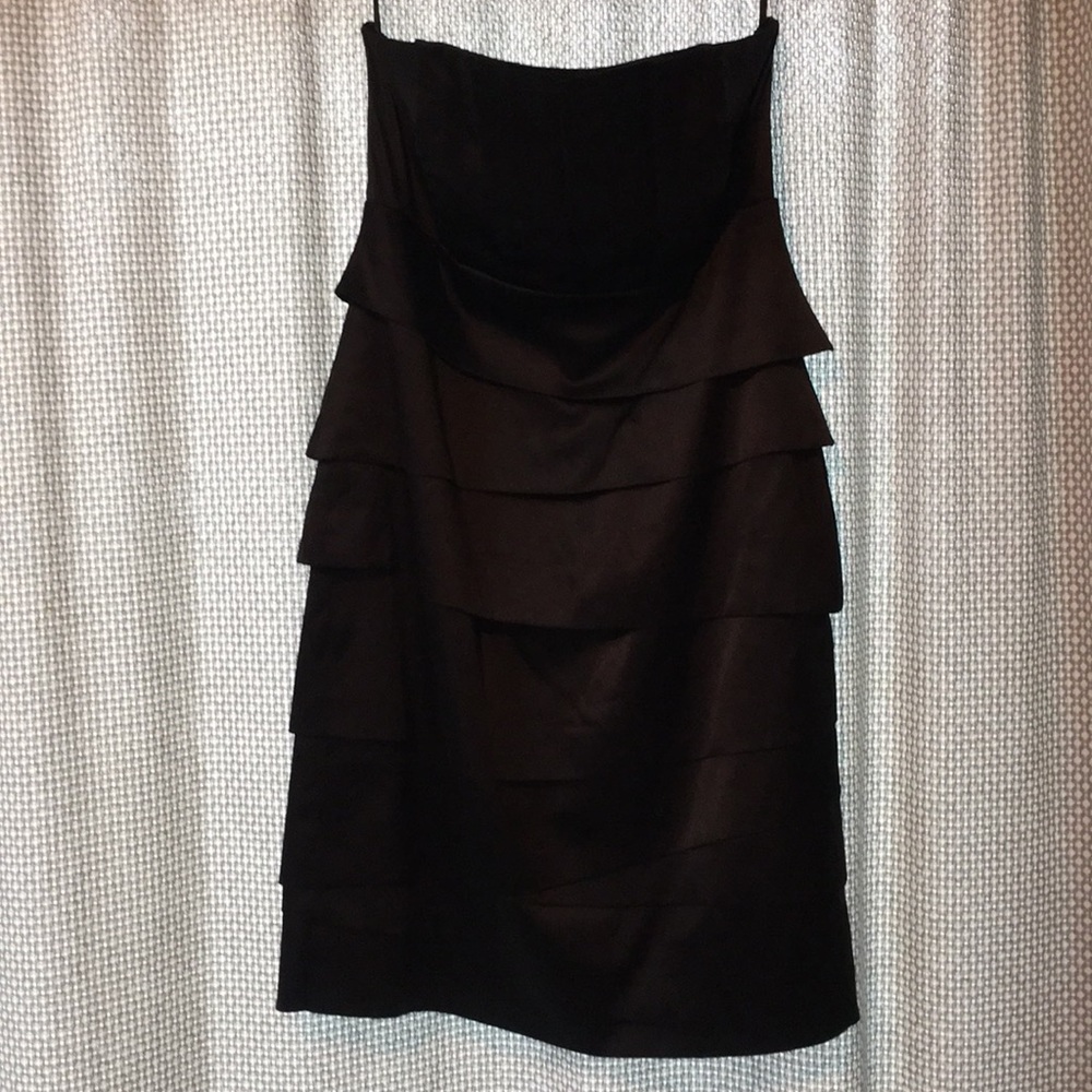 Women’s Formal Black Strapless Dress